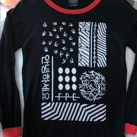 Twenty One Pilots Sweater-Dress/High-Low Sweater - Picture 2 of 4